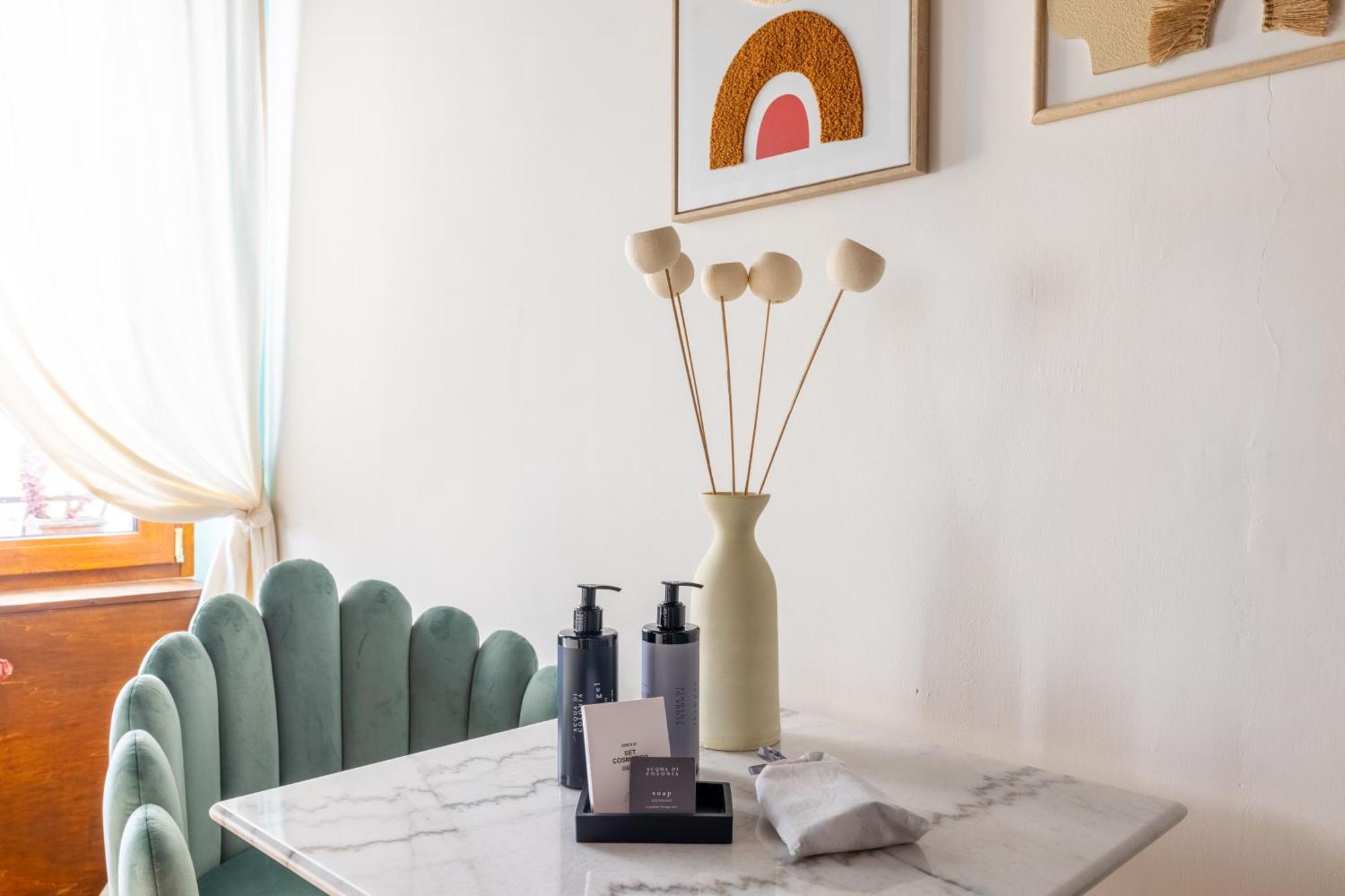 Suite Trevi - Charming Loft Near Trevi Fountain ローマ エクステリア 写真