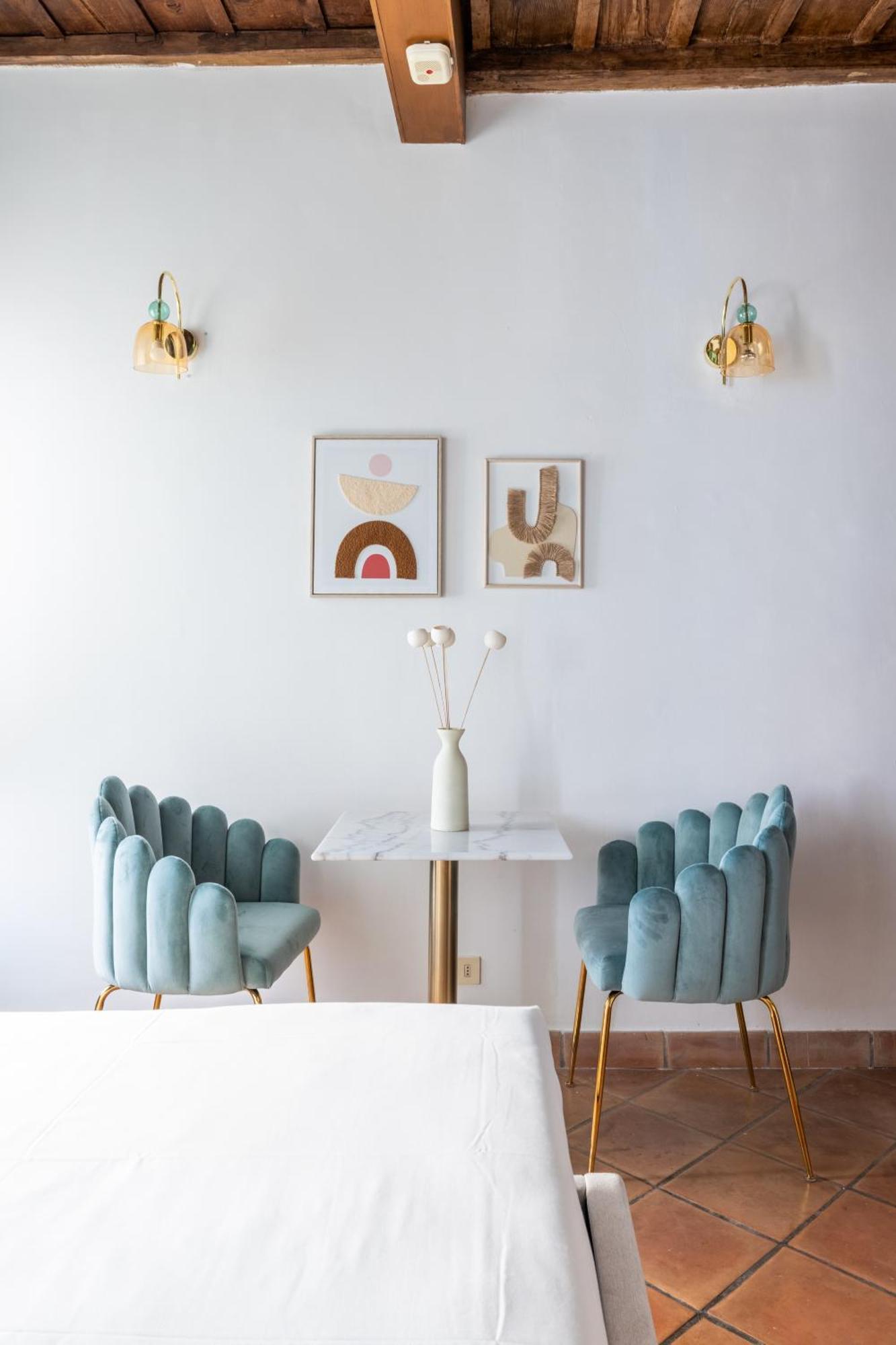 Suite Trevi - Charming Loft Near Trevi Fountain ローマ エクステリア 写真